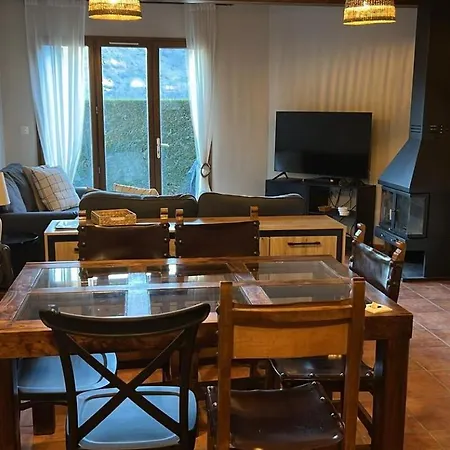 Ferienhaus Con Jardin Y Wifi En Estavar