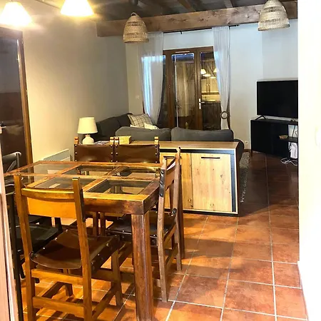Con Jardin Y Wifi En Ferienhaus